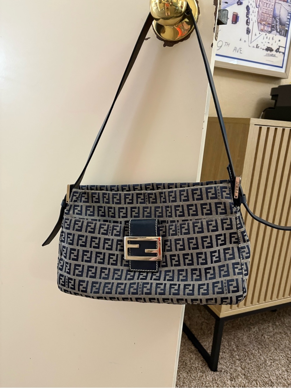 Vintage Fendi Baguette awesome condition!